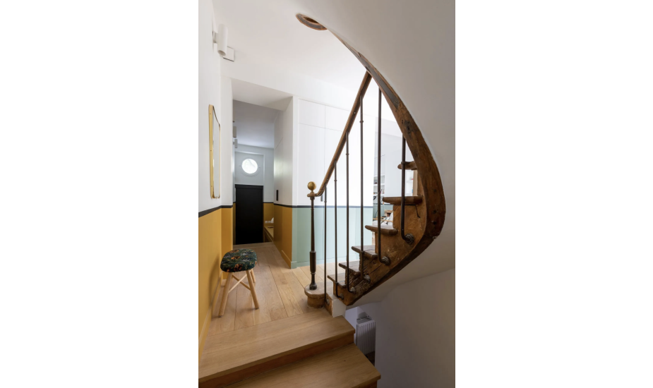 2021-11/maison-vincennes-escalier-peinture-camille-hermand