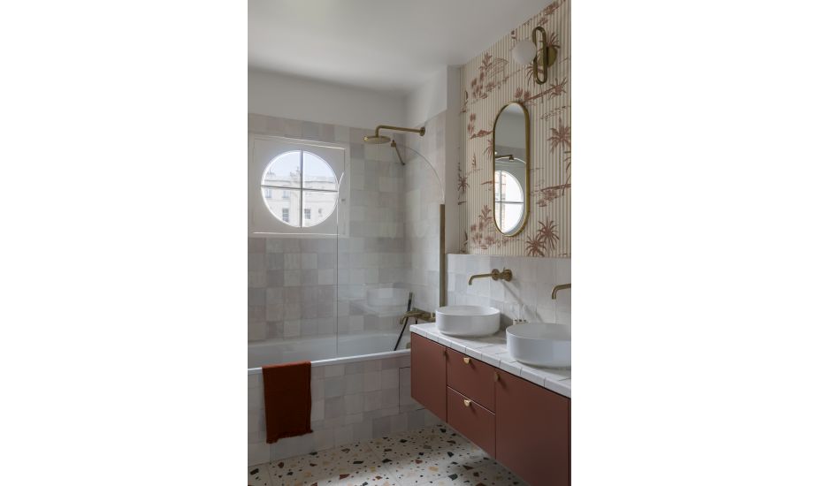 2025-11/plg-ch-sevres-02-4824